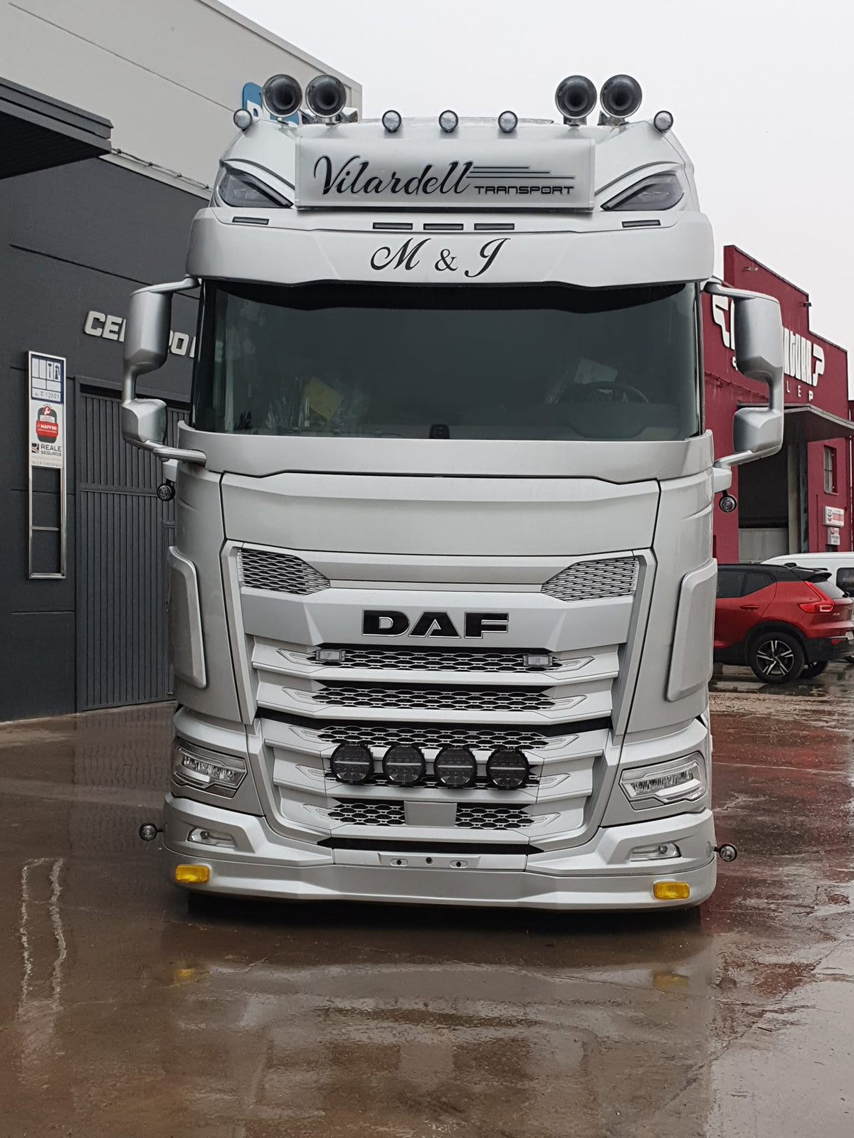 DAF XG+ Vilardell