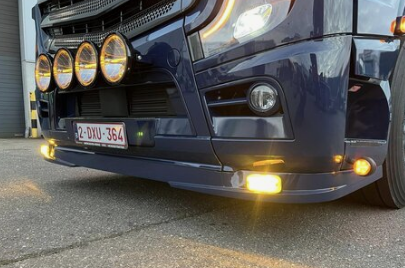 SPOILER MERCEDES ACTROS SOLARGUARD para Mercedes — Talleres Jaula — vista 2