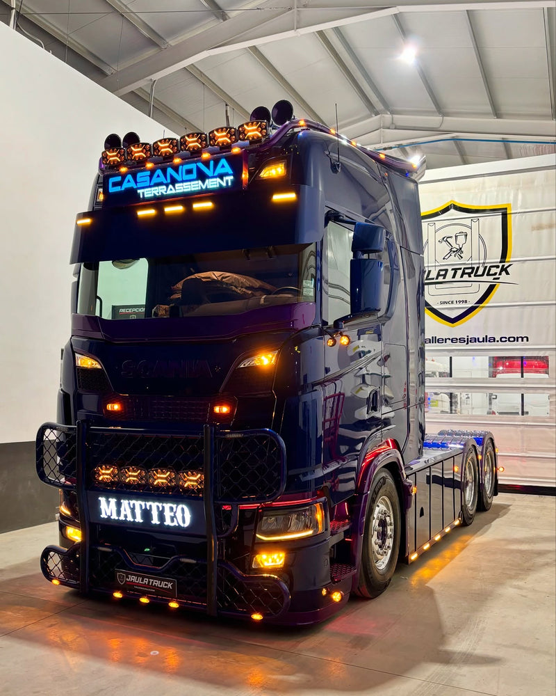 Scania 770S Casanova