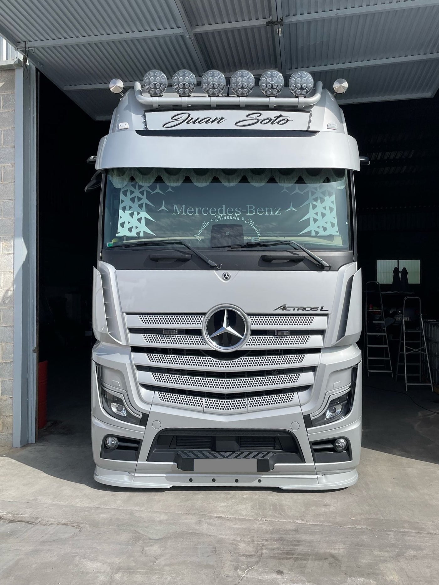 SPOILER MERCEDES ACTROS SOLARGUARD para Mercedes — Talleres Jaula