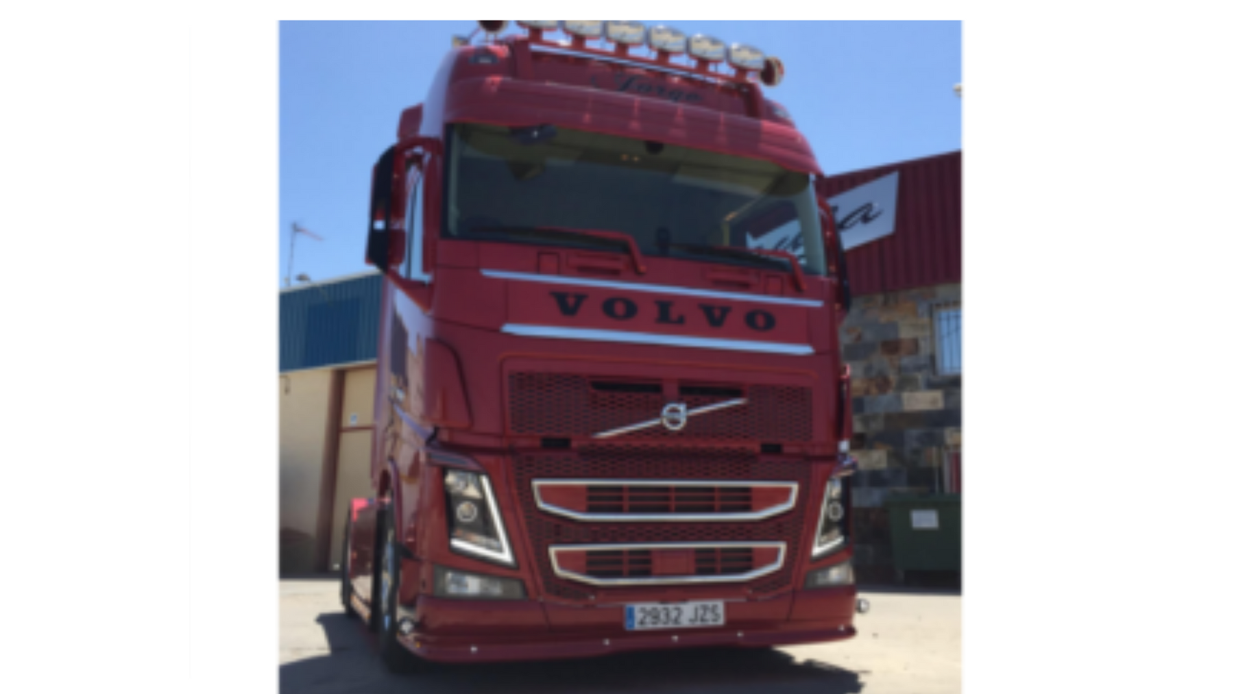 COMPLEMENTO DE VISERA VOLVO FH4 para Volvo — Talleres Jaula (ampliada)