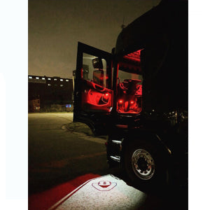 EMBLEMA PUERTA ILUMINADO LOGO V8 SCANIA para Scania — Talleres Jaula