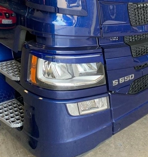 KIT CEJAS SCANIA S &amp; R FARO LED para Scania — Talleres Jaula — vista 2