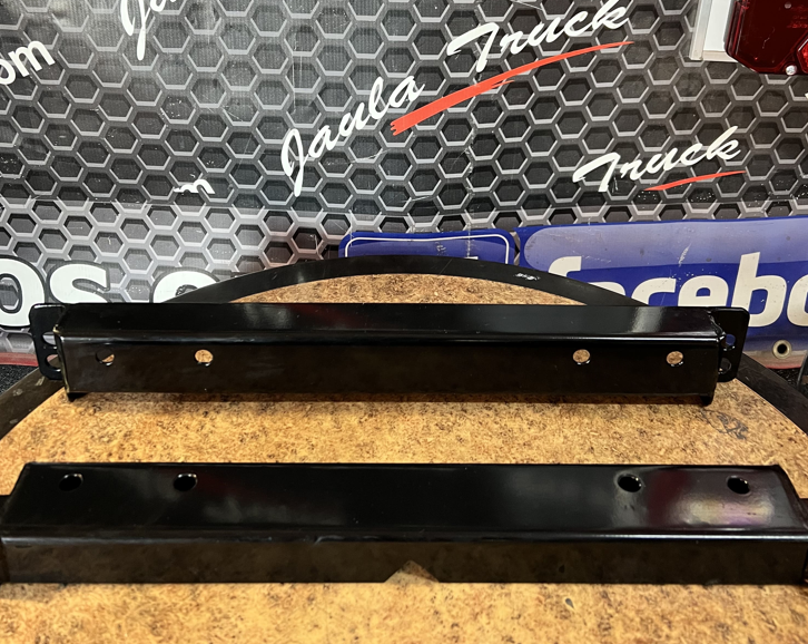 SOPORTES VOLVO FH4 IZQ ASIENTO MANUAL para MAN y Volvo — Talleres Jaula
