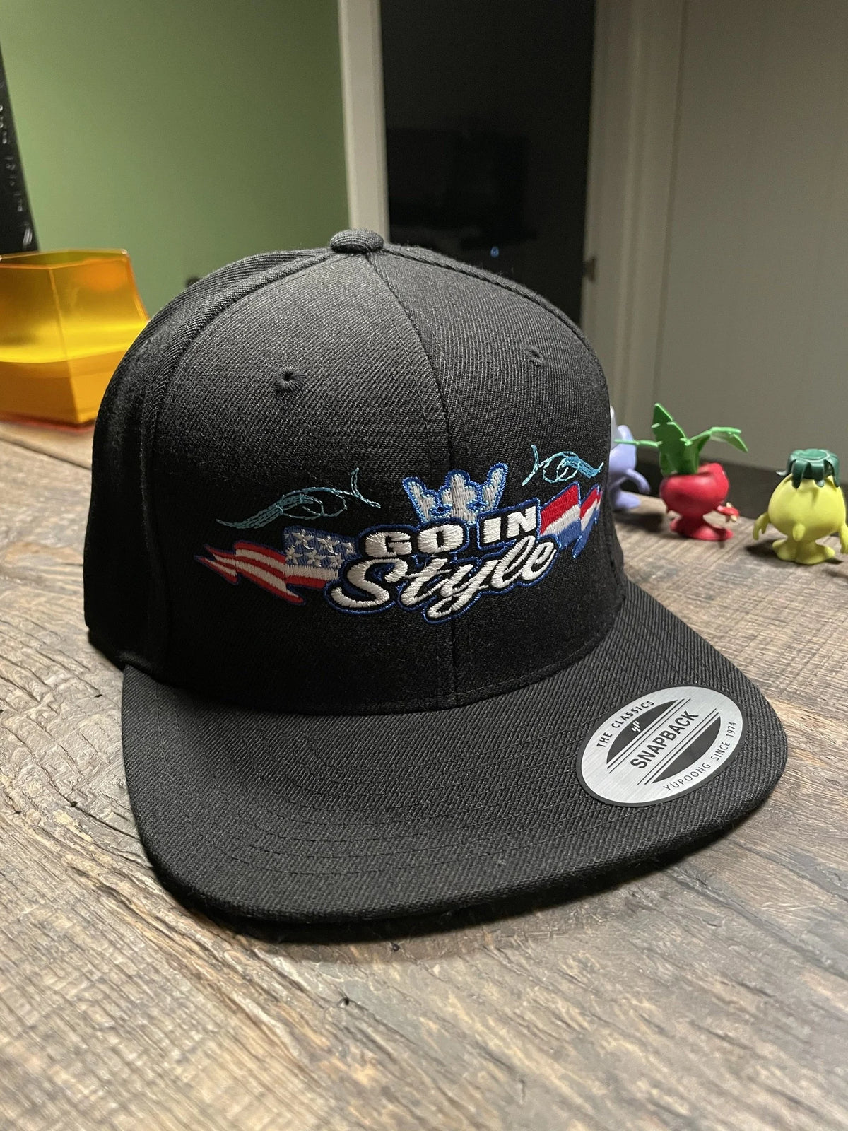 GORRA GIS (ampliada)