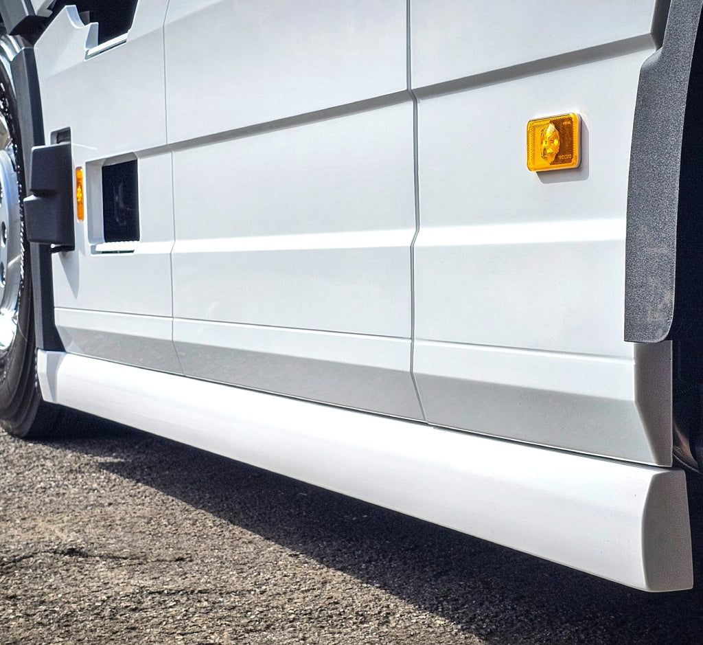 SET BARRAS LATERALES LARGAS VOLVO FH4/FH5 - AERO SOLARGUARD para Volvo — Talleres Jaula (ampliada)