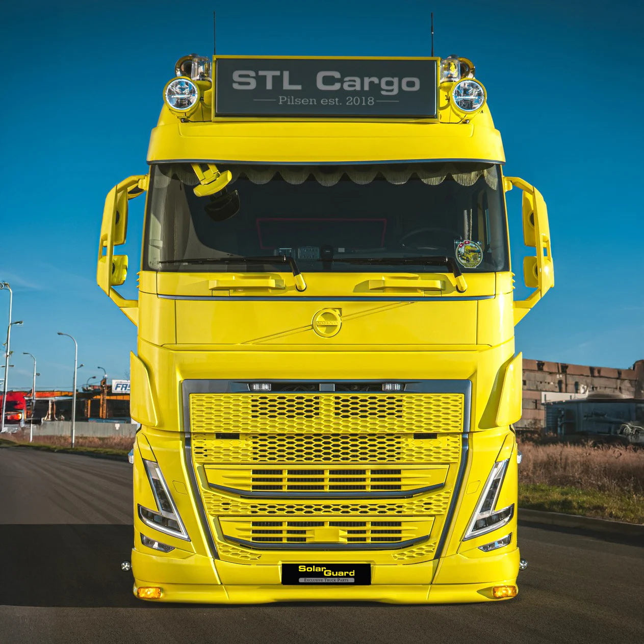 SPOILER VOLVO FH4/FH5 12CM SOLARGUARD