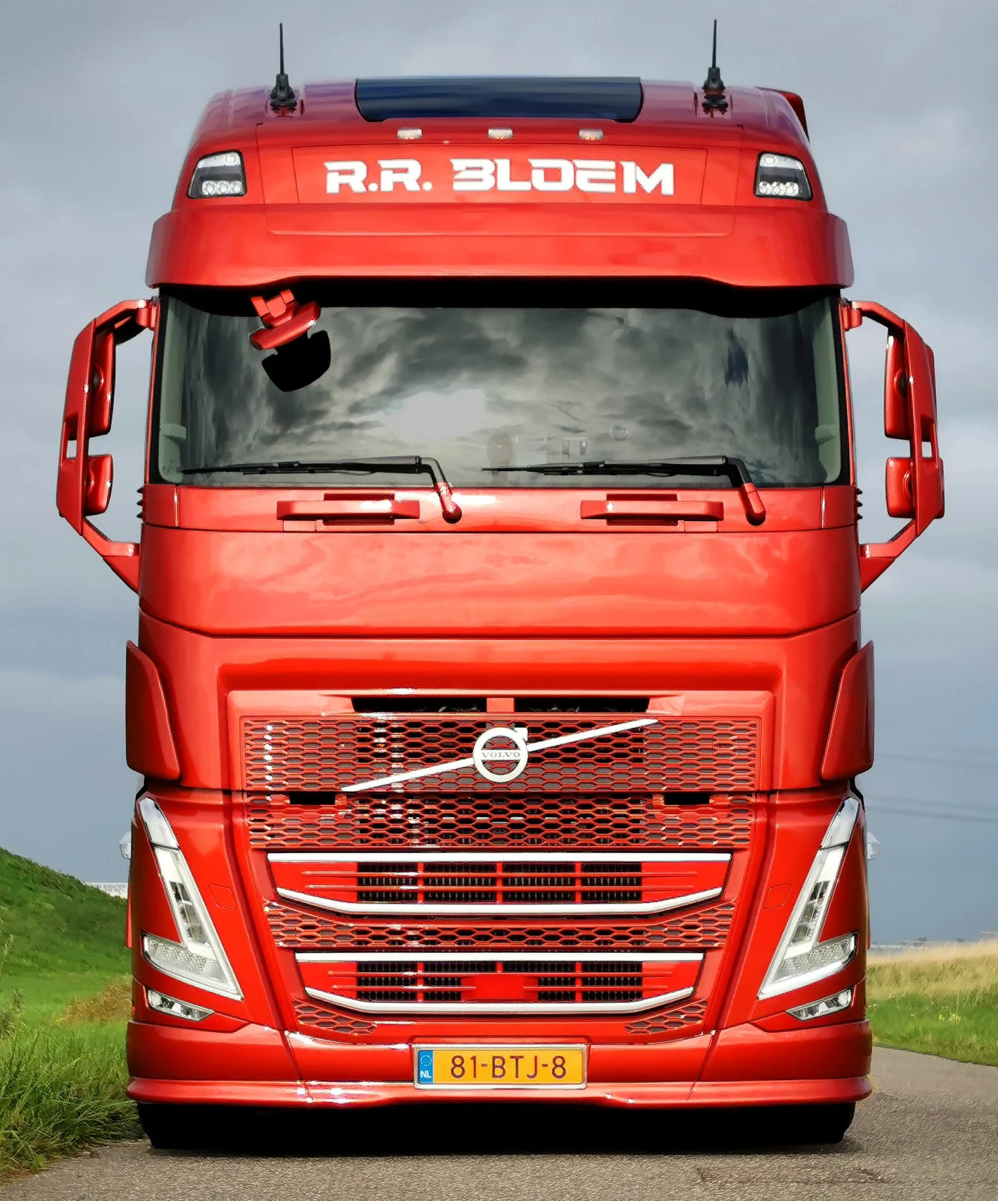 SPOILER VOLVO FH4/FH5 9CM SOLARGUARD